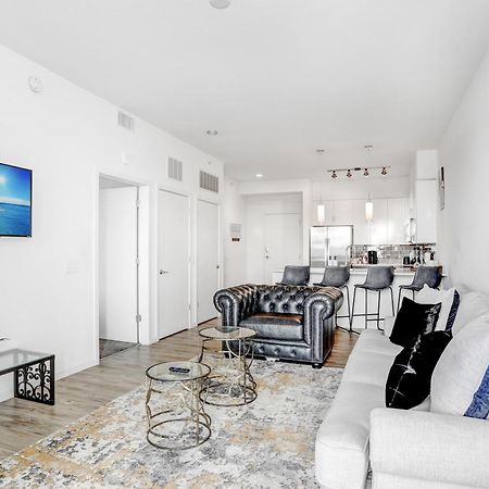 Downtown Tampa Gem 1-Bd W/Pool, Gym, & Sky Lounge Daire Dış mekan fotoğraf