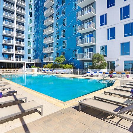 Downtown Tampa Gem 1-Bd W/Pool, Gym, & Sky Lounge Daire Dış mekan fotoğraf