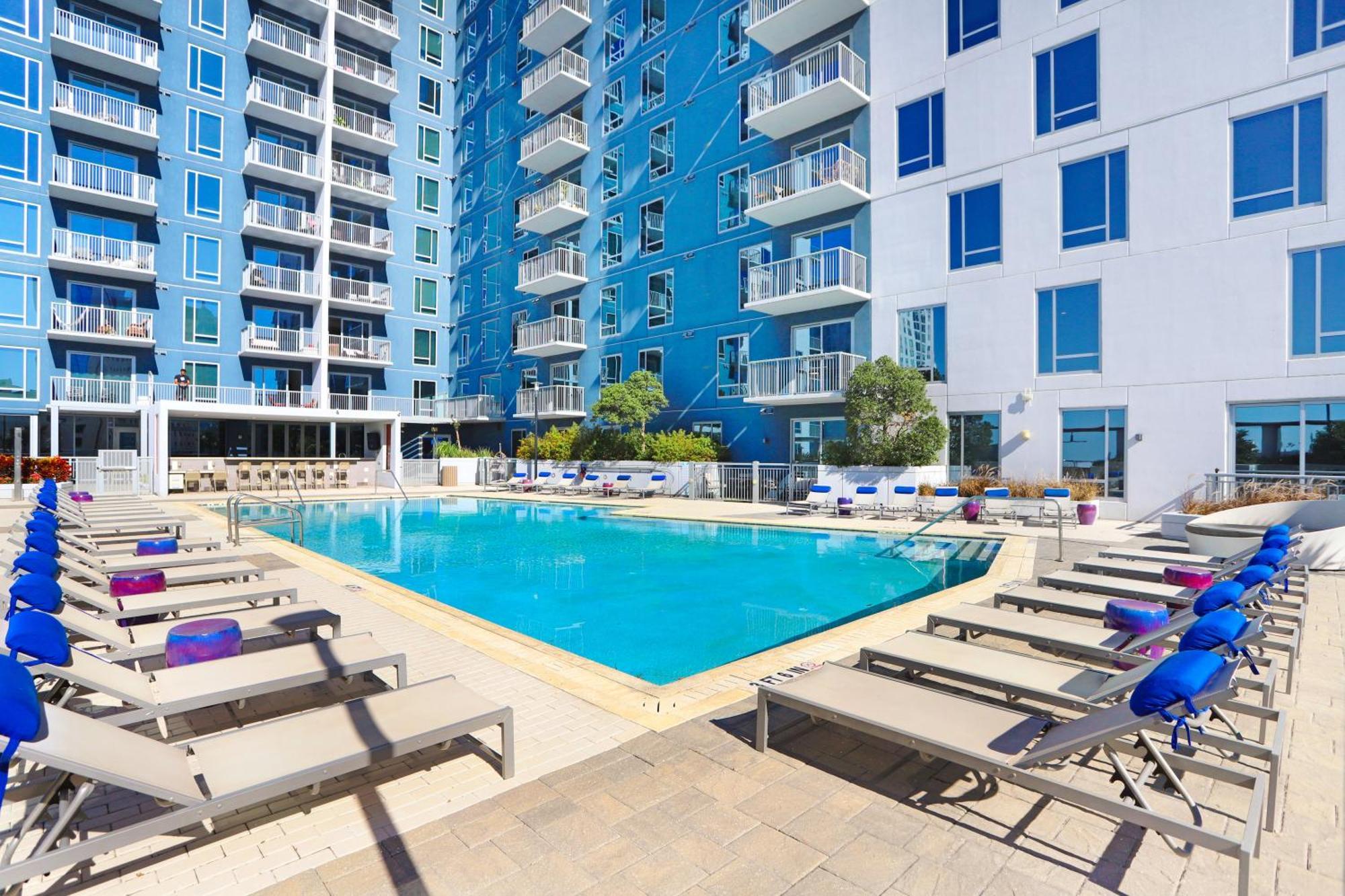 Downtown Tampa Gem 1-Bd W/Pool, Gym, & Sky Lounge Daire Dış mekan fotoğraf