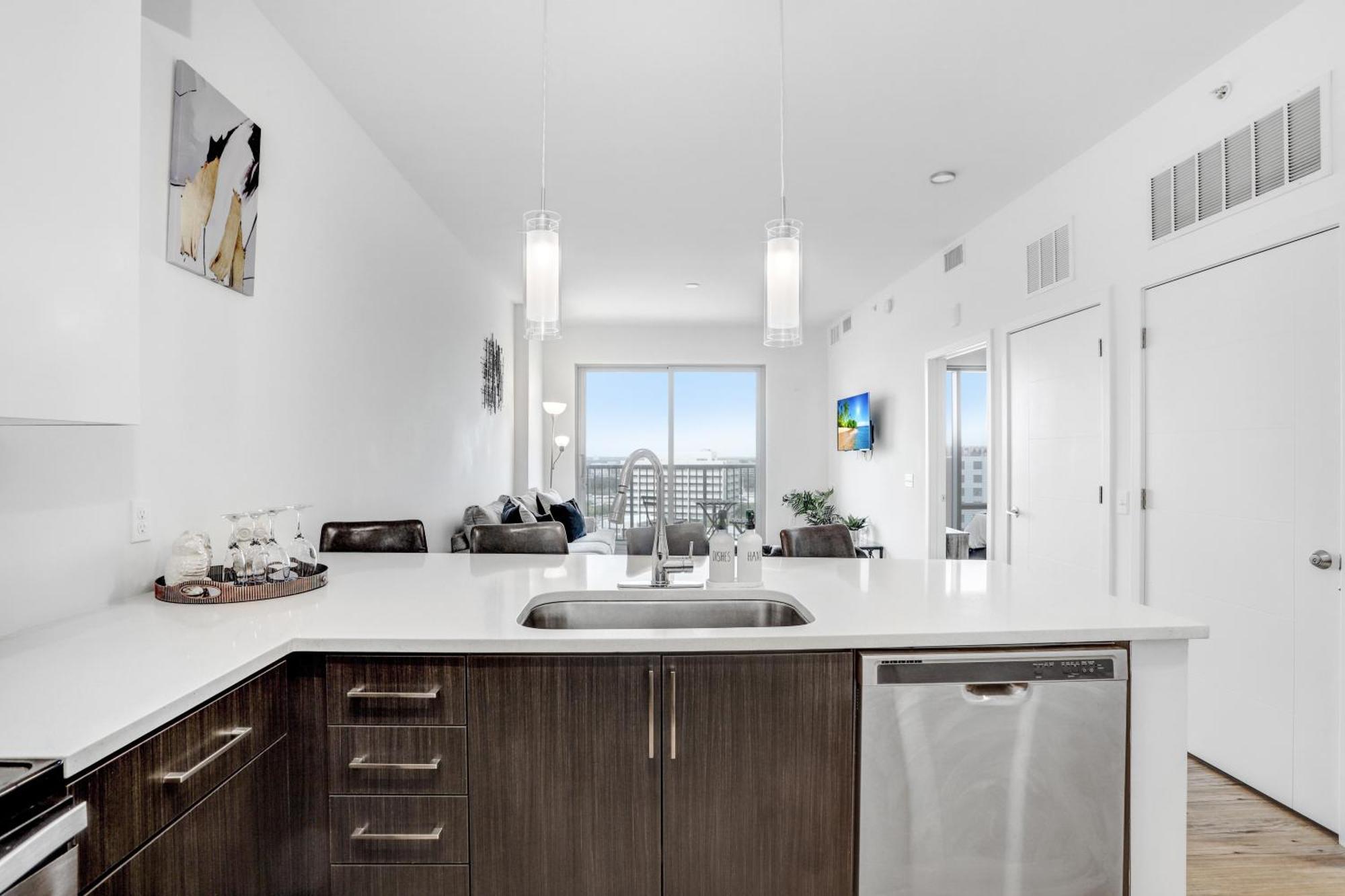 Downtown Tampa Gem 1-Bd W/Pool, Gym, & Sky Lounge Daire Dış mekan fotoğraf