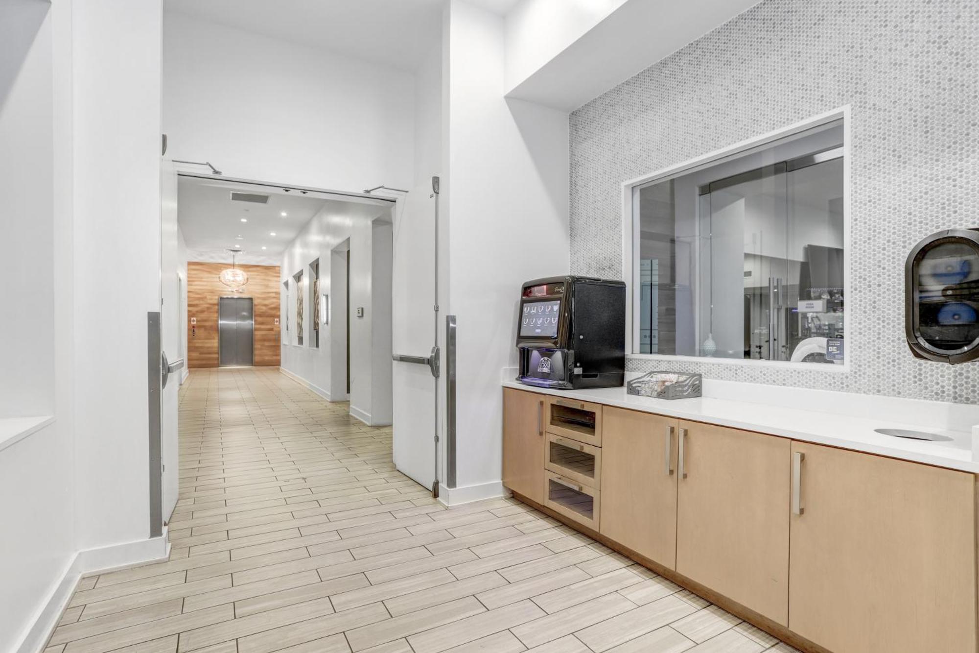 Downtown Tampa Gem 1-Bd W/Pool, Gym, & Sky Lounge Daire Dış mekan fotoğraf