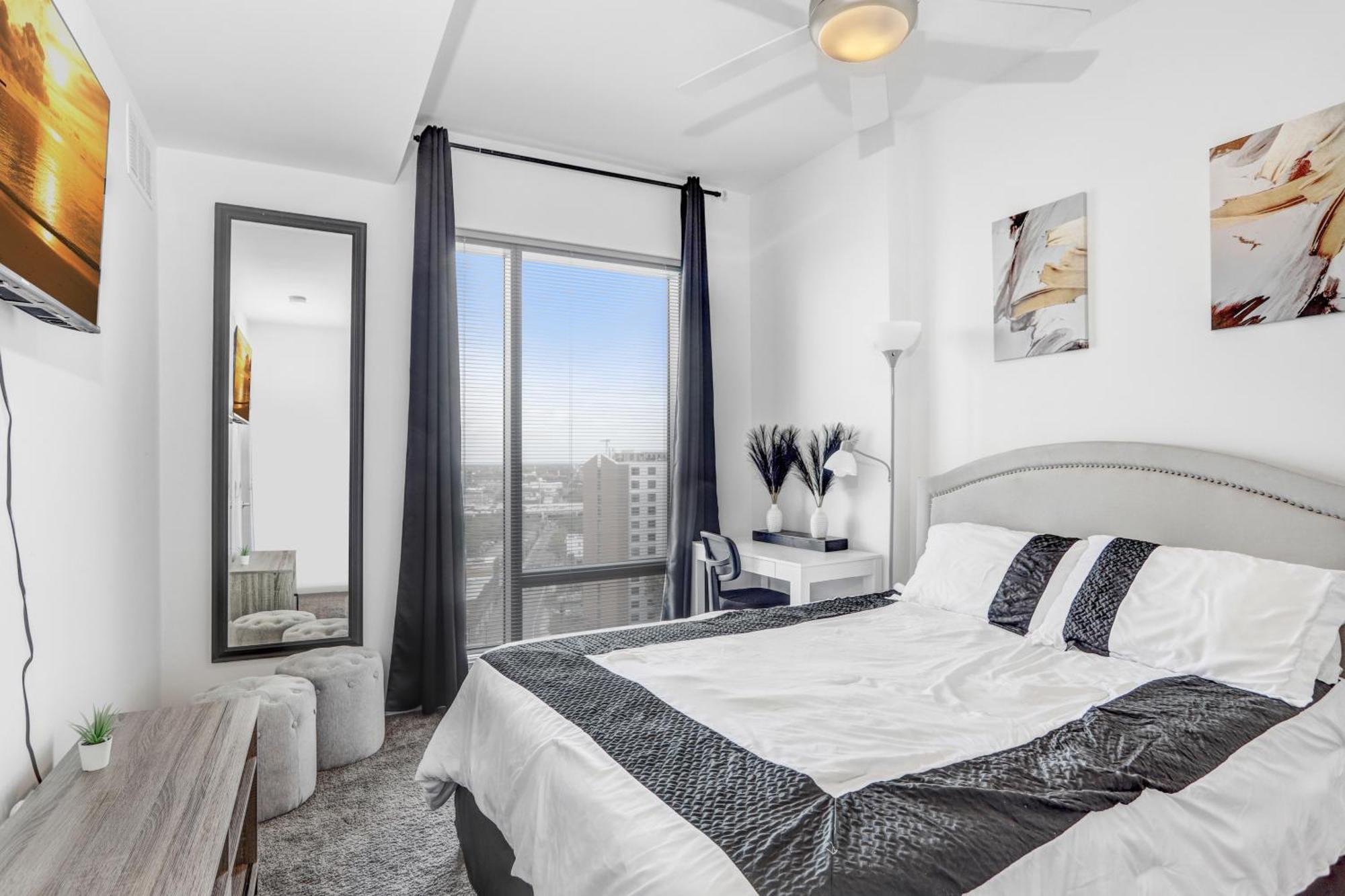 Downtown Tampa Gem 1-Bd W/Pool, Gym, & Sky Lounge Daire Dış mekan fotoğraf